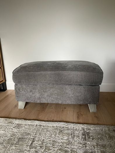 3+2 Seater Couches with Ottoman