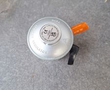 Gas regulator