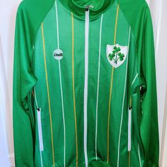 retro Ireland zipper size large