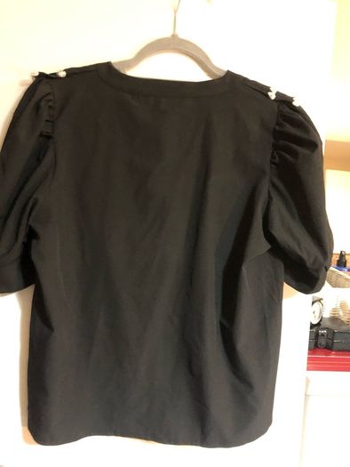 Ladies stunning top M