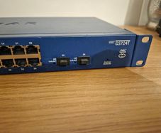 Netgear GS724T - 24 port smart cloud switch