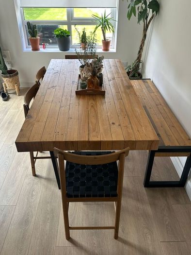 Wood Dining Table Set.Table, Bench & 4 Chairs Excellent Condition
