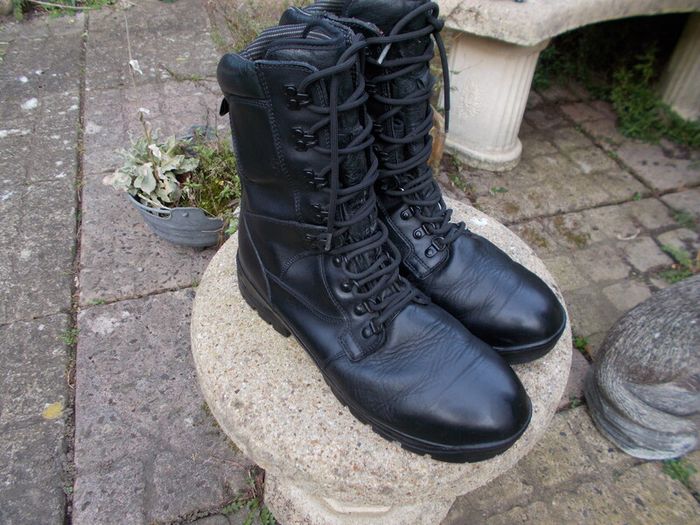 Leather Boots / Vibram Soles / UK12 - EU 46