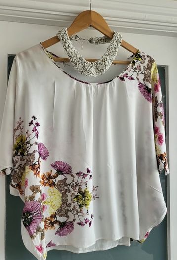 M&S INDIGO floral top Sz 8 ( Fit 8-10UK)