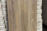New 8mm laminate flooring