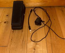 dunlop cry baby wah pedal