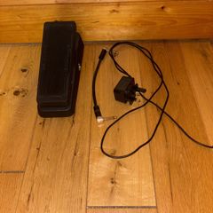 dunlop cry baby wah pedal