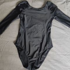 Black leotard (size approx. 10 to 13 years)