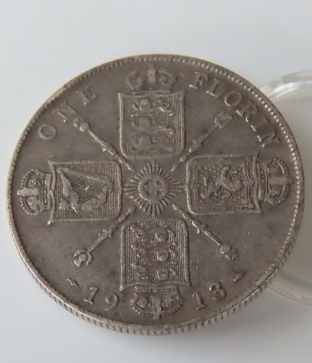 Silver 1913 ( rare year) Florin George V English Silver WW1