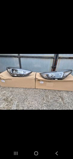 Hyundai Tucson headlamps