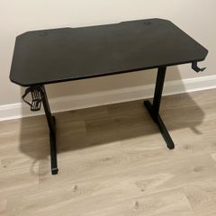 gaming  desk
