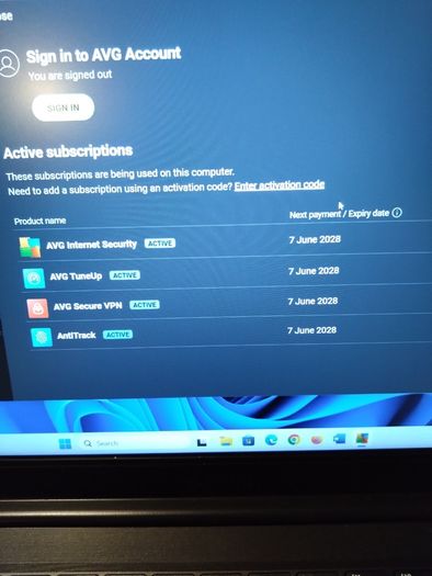 Avita Pura 15.6" Laptop + Lightweight + Portable