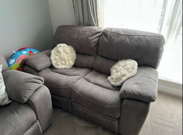 Ezliving Furniture Bradford 2 Seater Reclining Sofas