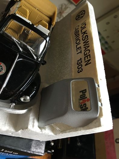 Volkswagen Beetle Cabriolet Year 1974 Scale 1/25 Polistil
