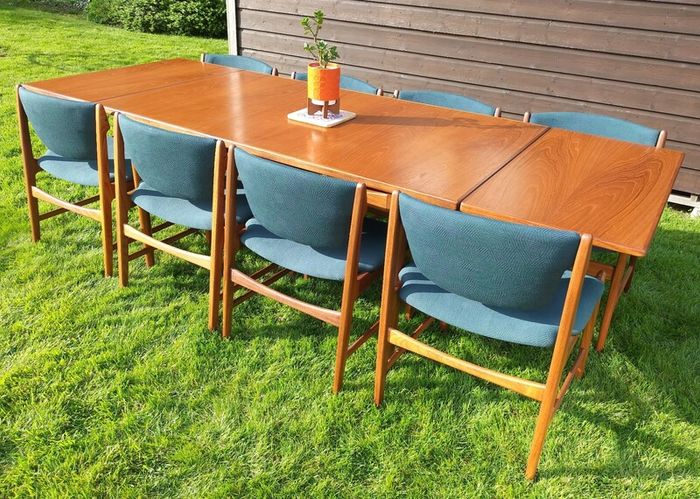 Mid Century Vintage G Plan Kofod Larsen Dining Set