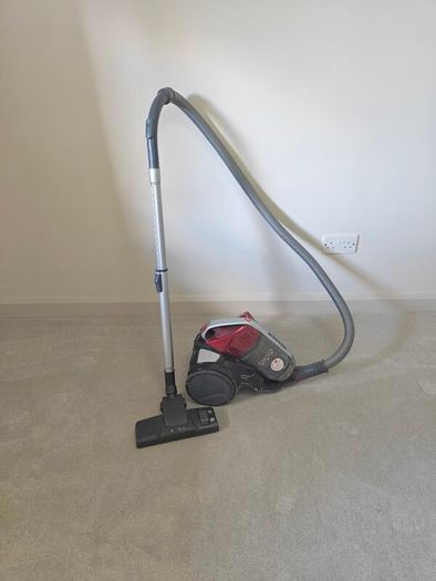 Vaccum / Hoover