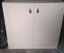 Solid, roomy cabinet