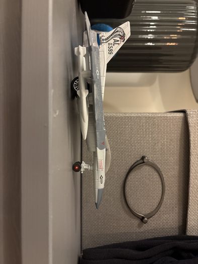 toy fight plane