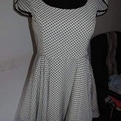 BNWT Catwalk88  white polka dot skater dress size UK8 EU36 Postage included