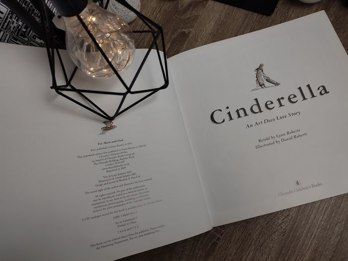 Cinderella : An Art Deco Love Story ! 2003 ! by Pavilion Books !