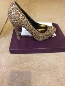Gorgeous leopard print High heels
