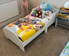 Toddler bed and baby elegance mattress