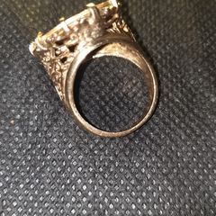 Vintage 1914  crown sovereign ring weight 10.64 grams
