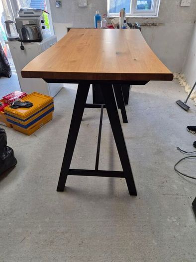 Bar Table