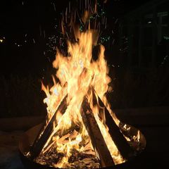 Large Round Fire Pit Bowl 80cm..free Nationwide Delivery