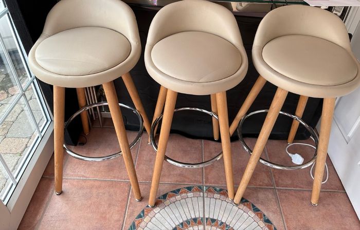 kitchen stools