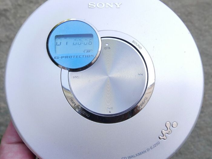Sony CD Walkman D-EJ250 - Tested