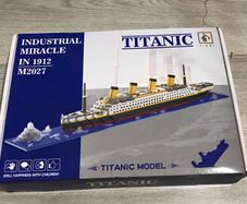 Titanic model building blocks