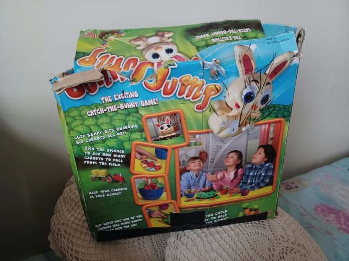 Bunny Jump catch-the-bunny game