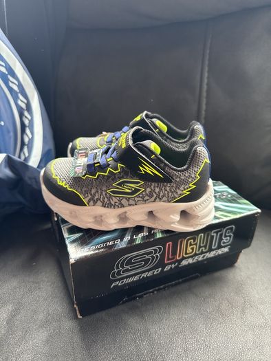 sketchers toddler shoes