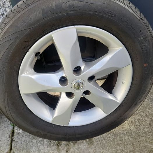 nissan qashqai alloys 16 inch