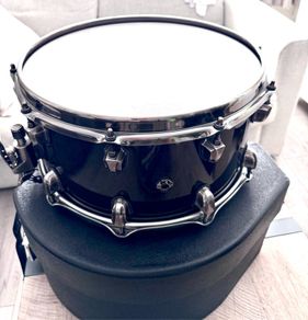Mapex Black Panther Black Widow 14x6.5 with case