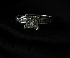 White Gold and Diamond Ring