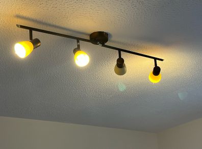 Ceiling lightning