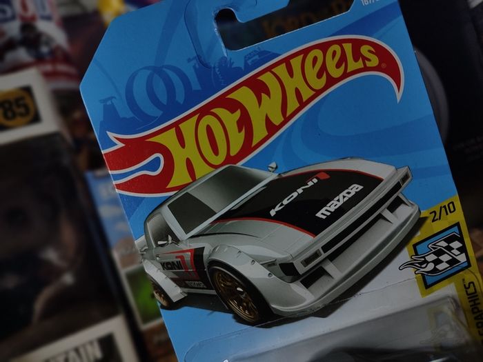 Mazda RX-7 ! HW Speed Graphics ! Hot Wheels ! 2019 ! by Mattel !