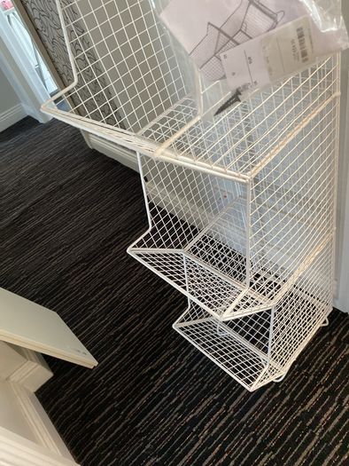 Storage wire rack