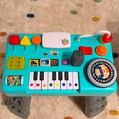 Fisher-Price Laugh & Learn Mix & Learn DJ Table - Great Condition