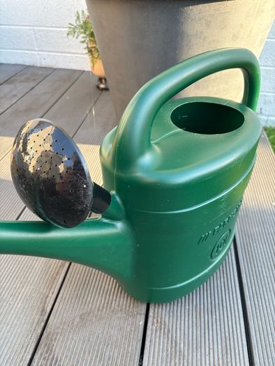 Outdoor Watering Can 10 Litres