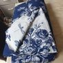 Kingsize Navy /White  Duvet Cover, 2 Pillow Cases. Image 3