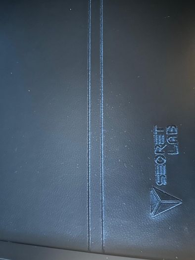 Secretlab Magnus Pro XL Desk/Dark Knight Secretlabs XL Chair