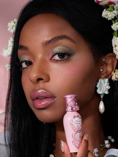 Flower Knows Midsummer Fairytale Coating Lip Lacquer in  G05 Freesia
