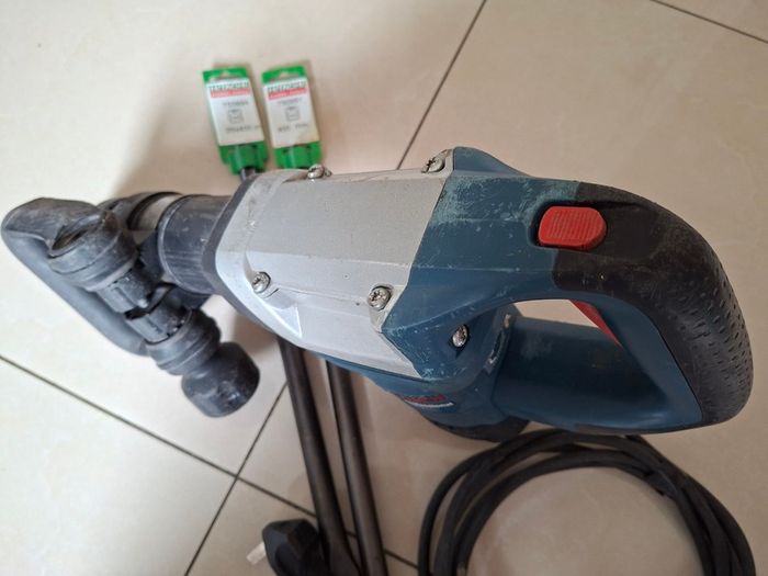 Bosch GSH 5  Sds Max Breaker 240v "Serviced"