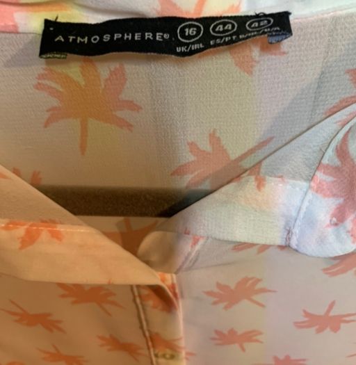 Long Sleeves Printed Blouse Size 16