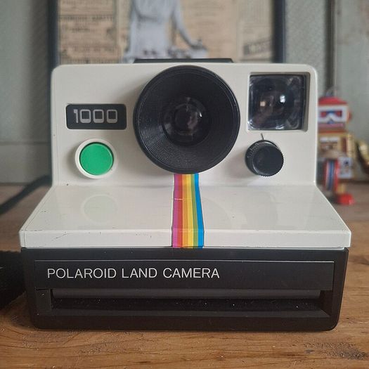1970s Polaroid 1000 Land Camera