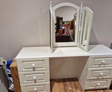 White Dressing Table with 6 Drawers