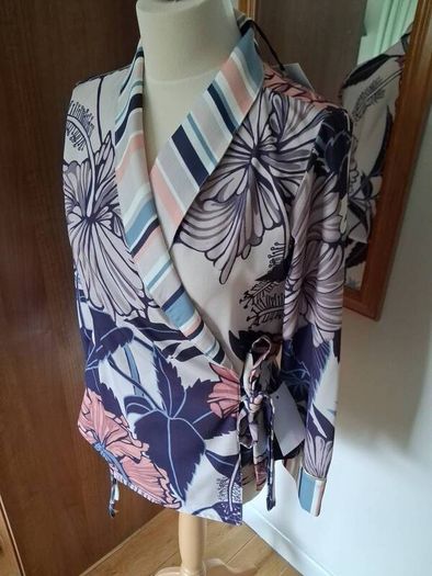 Beautiful New Coconuda Kimono Italy Size 42 M-L